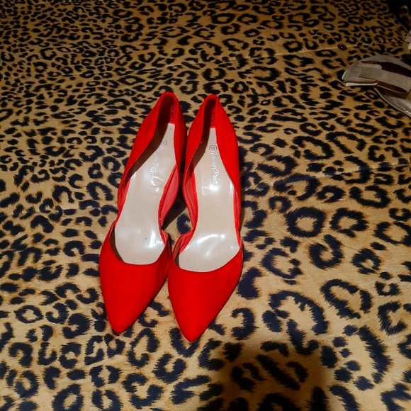 Shoes - Picture 2 of 2